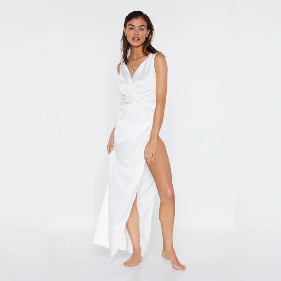 Nasty gal white forget me knot maxi dress